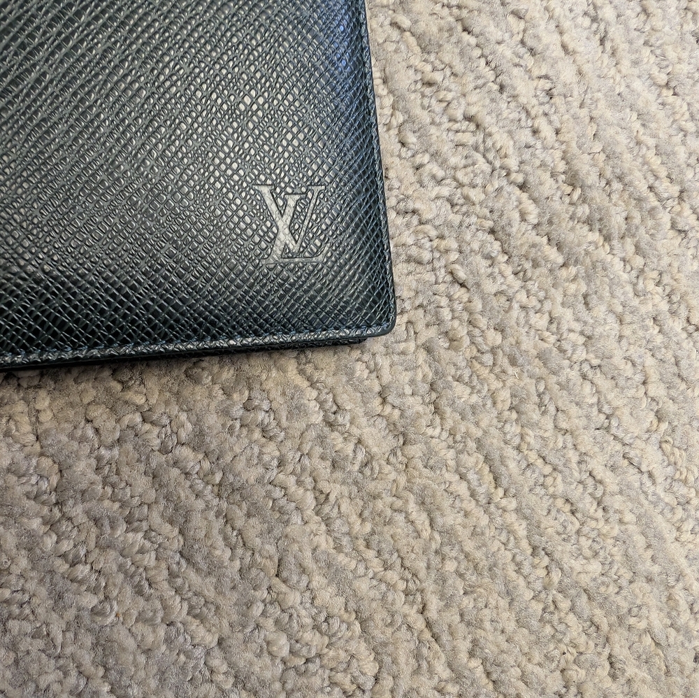 Dark Green LV TAIGA Textured Leather Check Book Wallet - Picture 6 of 12